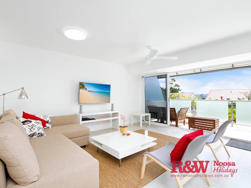 Noosa Soon Apartment 8 - RW Noosa Holidays | 8 Edgar Bennett Av, Noosa Heads QLD 4567, Australia | Phone: (07) 5448 0966