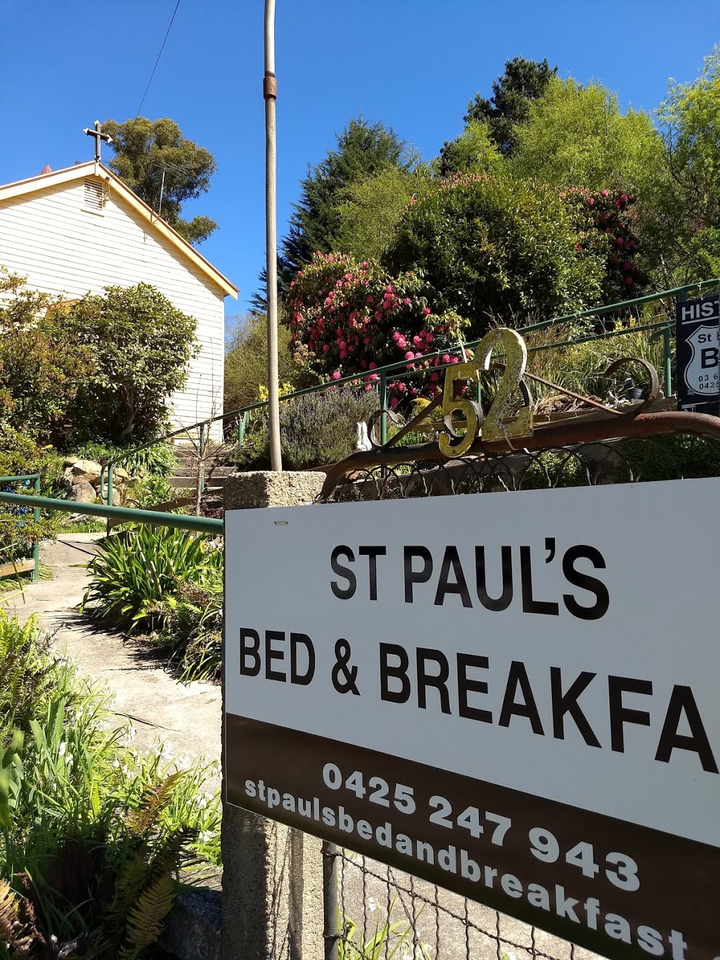 St. Pauls Bed & Breakfast | lodging | 52 Main St, Derby TAS 7264, Australia | 0363542422 OR +61 3 6354 2422