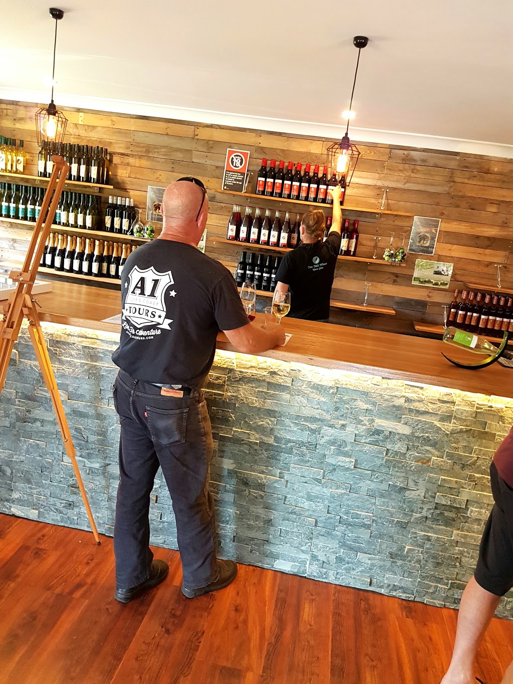 Two Tails Wines | restaurant | 963 Orara Way, Nana Glen NSW 2450, Australia | 0266543633 OR +61 2 6654 3633