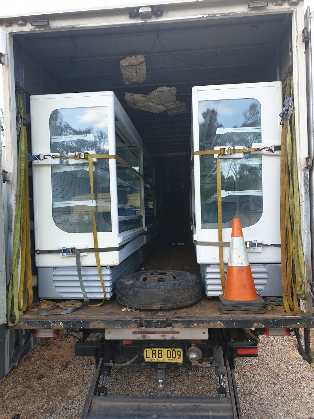 LRB Transport | 40 Wynyard Ave, Rossmore NSW 2557, Australia | Phone: 0424 747 450