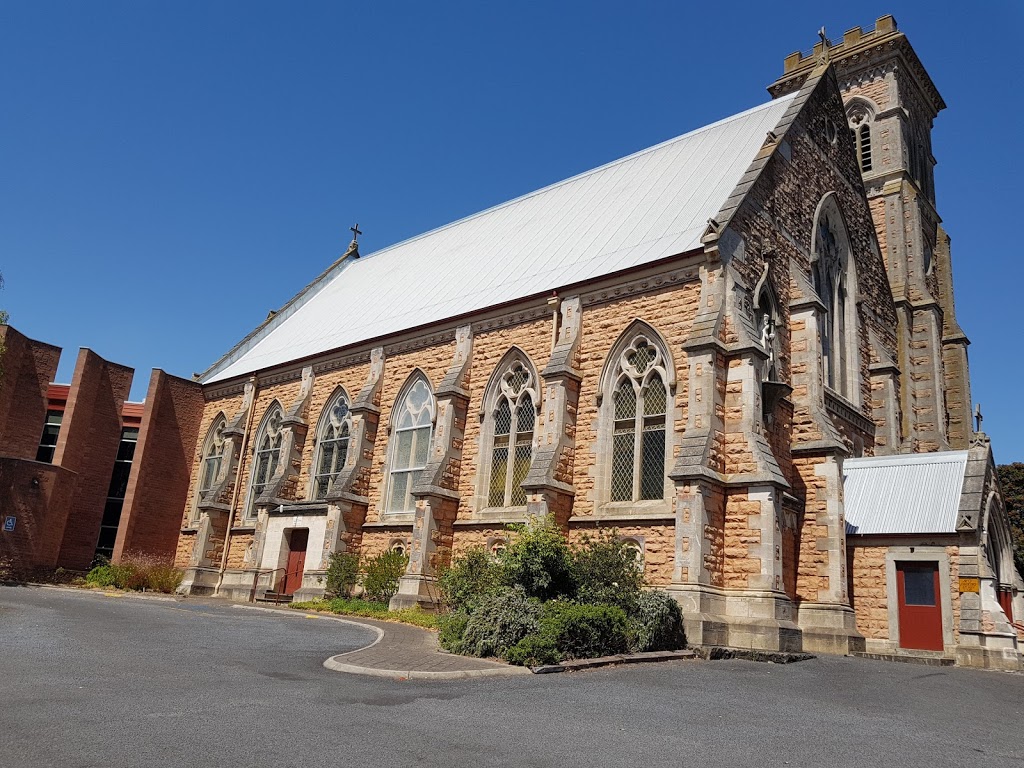 Mount Gambier Catholic Parish | church | 26 Penola Rd, Mount Gambier SA 5290, Australia | 0887256566 OR +61 8 8725 6566