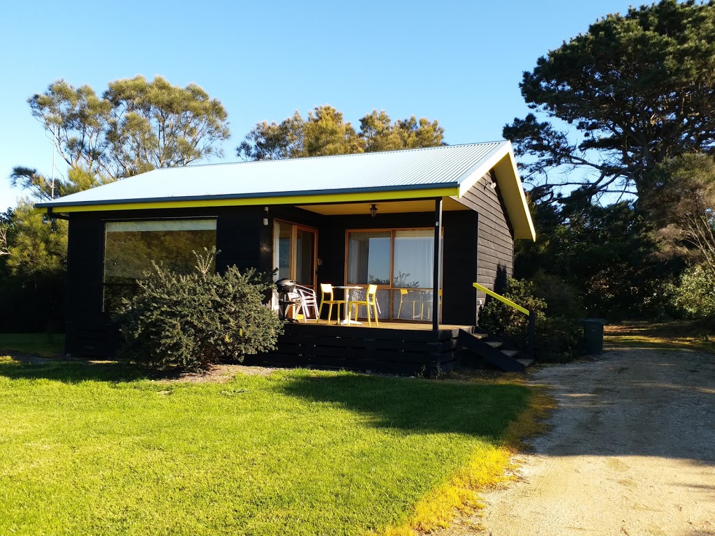 Black Cockatoo Cottages | 60 Foley Rd, Yanakie VIC 3960, Australia | Phone: (03) 5687 1306