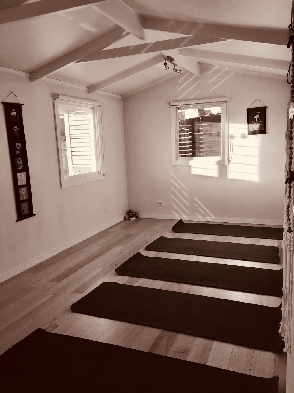 Ganesh Yoga | gym | 5 Coronation St, Mona Vale NSW 2103, Australia | 0421832416 OR +61 421 832 416