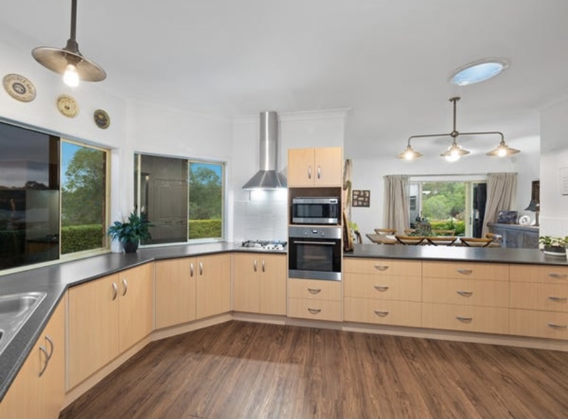 Sans Souci Respite Retreat | 39 Forest Rd, Cashmere QLD 4500, Australia | Phone: 0437 381 463