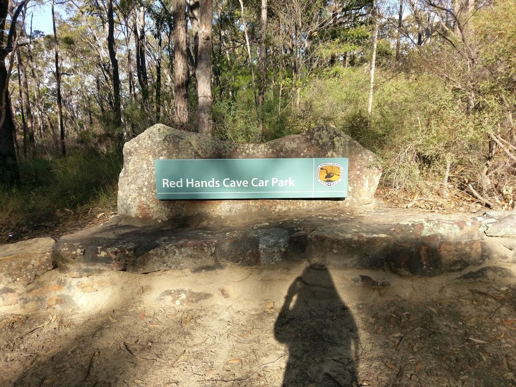 Red Hands Cave Car Park | parking | Red Hands Fire Track, Blue Labyrinth NSW 2782, Australia