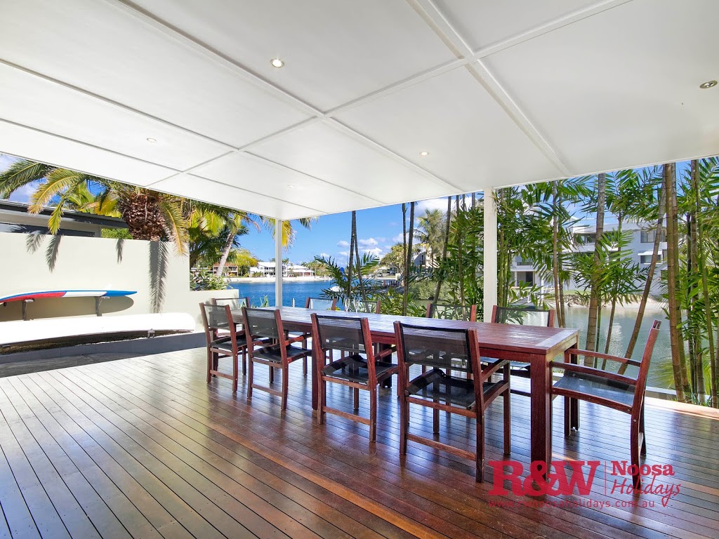 24 Cooran - RW Noosa Holidays | 24 Cooran Ct, Noosa Heads QLD 4567, Australia | Phone: (07) 5448 0966