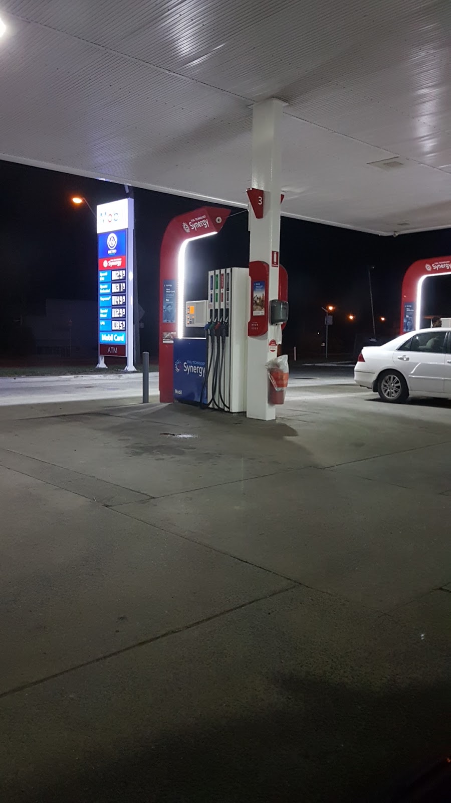 Mobil | gas station | 33 Bolong Rd, Bomaderry NSW 2541, Australia | 0244216671 OR +61 2 4421 6671