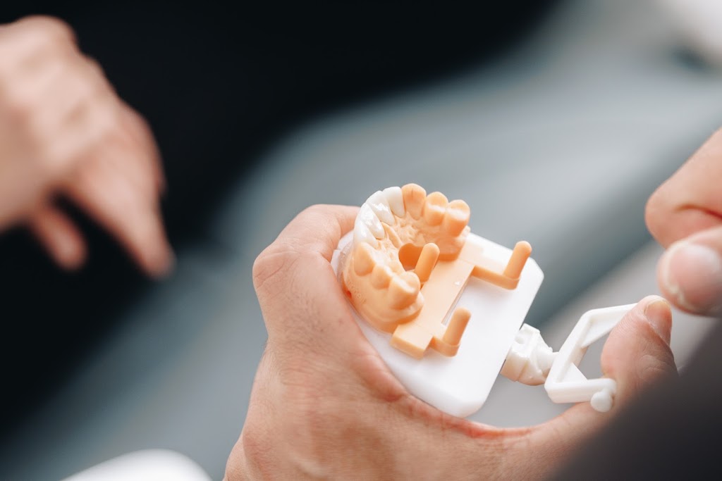 Smile On Clinics | 767 The Entrance Rd, Wamberal NSW 2260, Australia | Phone: (02) 4381 1888