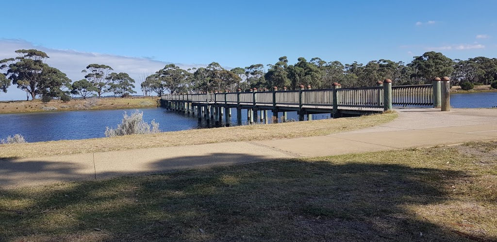 Bay Trail W | park | Bay Trail W, Altona VIC 3018, Australia