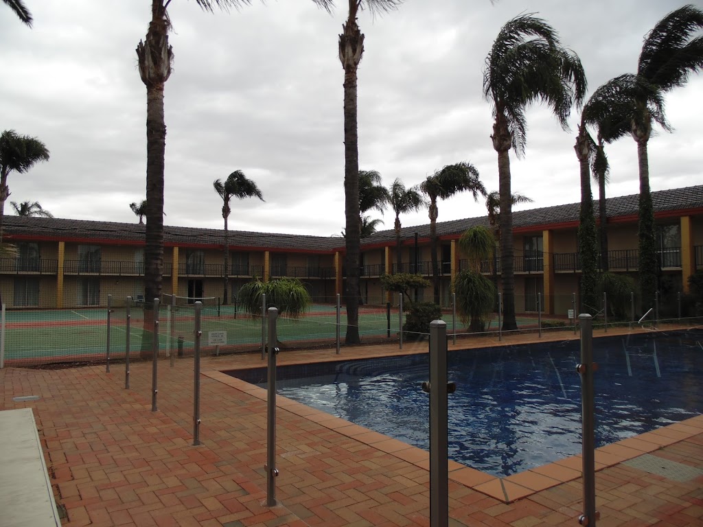 Mildura Inlander Resort | lodging | 373 Deakin Ave, Mildura VIC 3500, Australia | 0350233823 OR +61 3 5023 3823