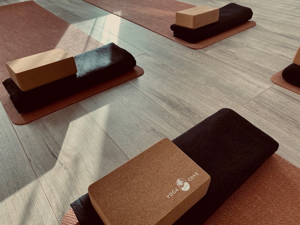 Yoga Cove | 17A Red Gum Rd, Boomerang Beach NSW 2428, Australia | Phone: 0404 661 444