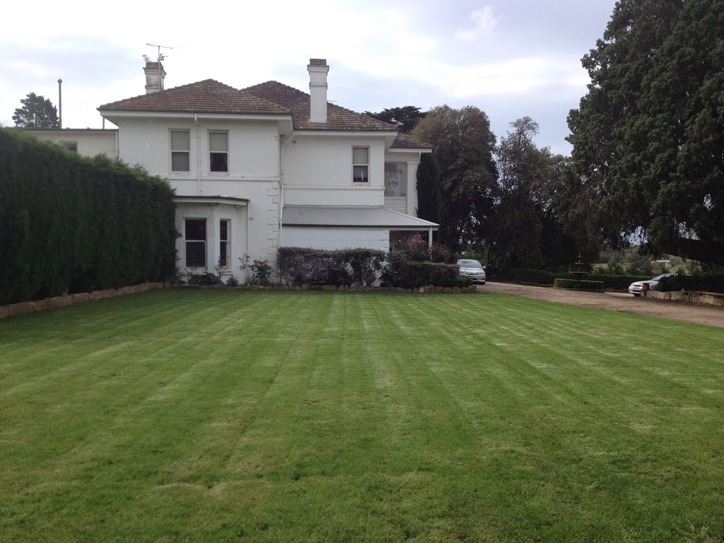 Harrison Estate | lodging | 20 Evans Rd, Bell Post Hill VIC 3215, Australia | 0438520438 OR +61 438 520 438