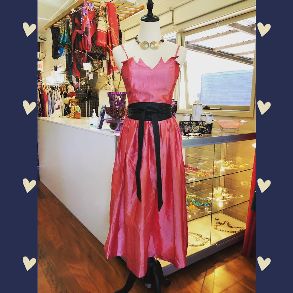 Scarlett & George | clothing store | 2A/353 Mount Dandenong Tourist Rd, Sassafras VIC 3787, Australia | 0409144884 OR +61 409 144 884