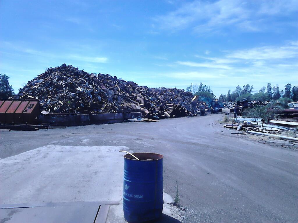 Coast Metal Recyclers | 9 York Pl, Woonona NSW 2517, Australia | Phone: (02) 4284 6635