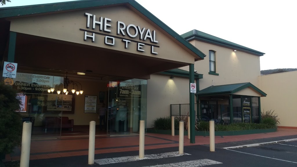 Royal FTG Hotel | restaurant | 1208 Burwood Hwy, Ferntree Gully VIC 3156, Australia | 0397582755 OR +61 3 9758 2755