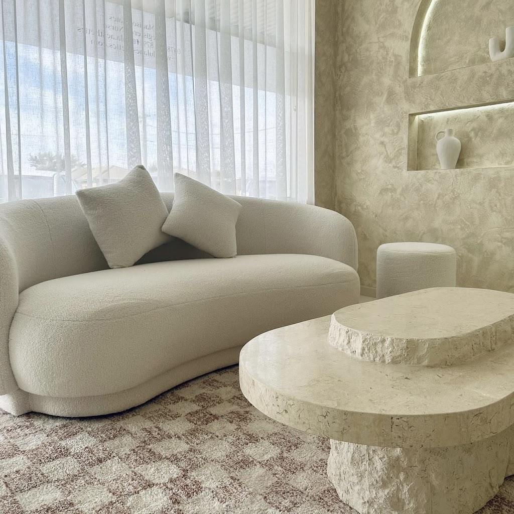 This & That Beauty Ballarat | 13 Harold St, Wendouree VIC 3355, Australia | Phone: 0438 151 703