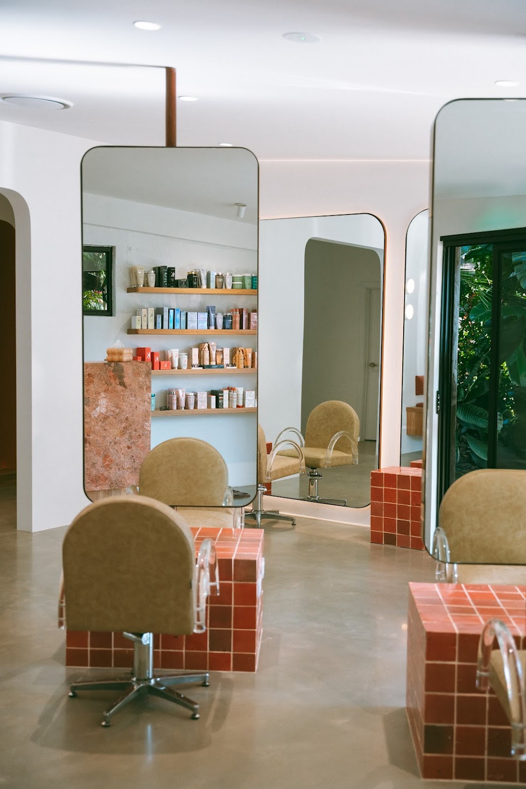 Joia Hair Studio Byron | 3/142 Old Bangalow Rd, Byron Bay NSW 2481, Australia | Phone: 0492 871 891