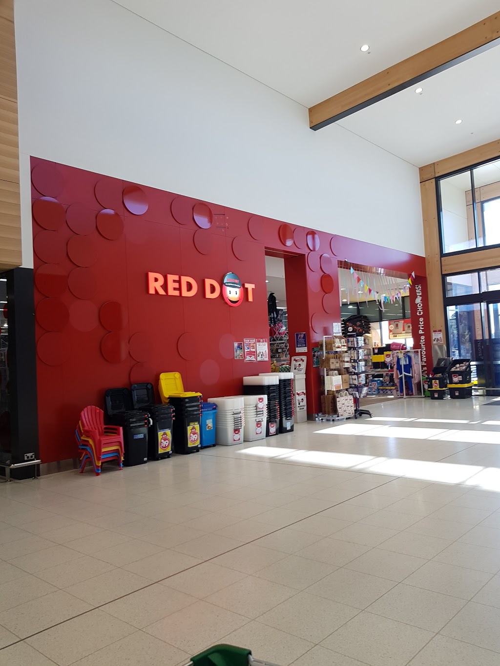 Red Dot Dalyellup | department store | 54/13 Tiffany Centre, Dalyellup WA 6230, Australia | 0897951480 OR +61 8 9795 1480