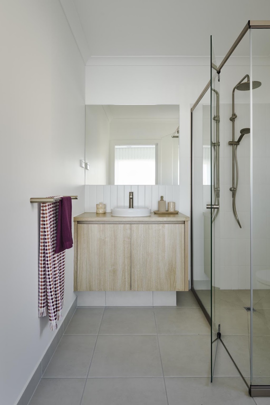 Geelong Homes, Display Home - Coridale Estate, Lara | 102 Watercourse Ave, Lara VIC 3212, Australia | Phone: (03) 5222 5522