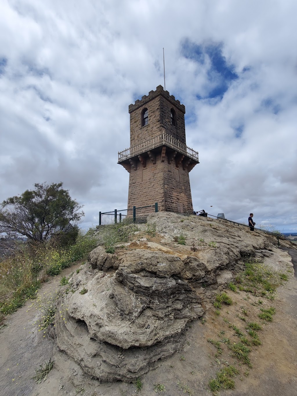 Centenary Tower | tourist attraction | Elliott Dr, Mount Gambier SA 5290, Australia | 1800087187 OR +61 1800 087 187