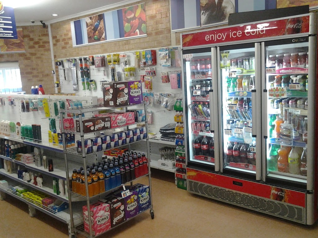 Lucky 7 Seville Grove | convenience store | 17 San Jacinta Rd, Seville Grove WA 6112, Australia | 0894977640 OR +61 8 9497 7640
