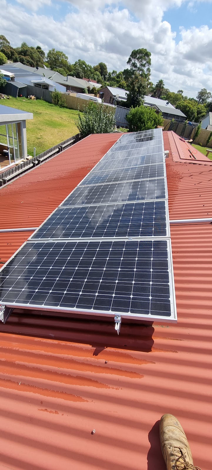 S&L SOLAR CLEANING | 18 Petrel Cl, Blind Bight VIC 3980, Australia | Phone: 0448 100 663