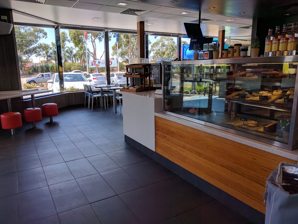 McDonalds Wodonga | Birallee Shopping Centre, Melrose Dr, West Wodonga VIC 3690, Australia | Phone: (02) 6059 3624