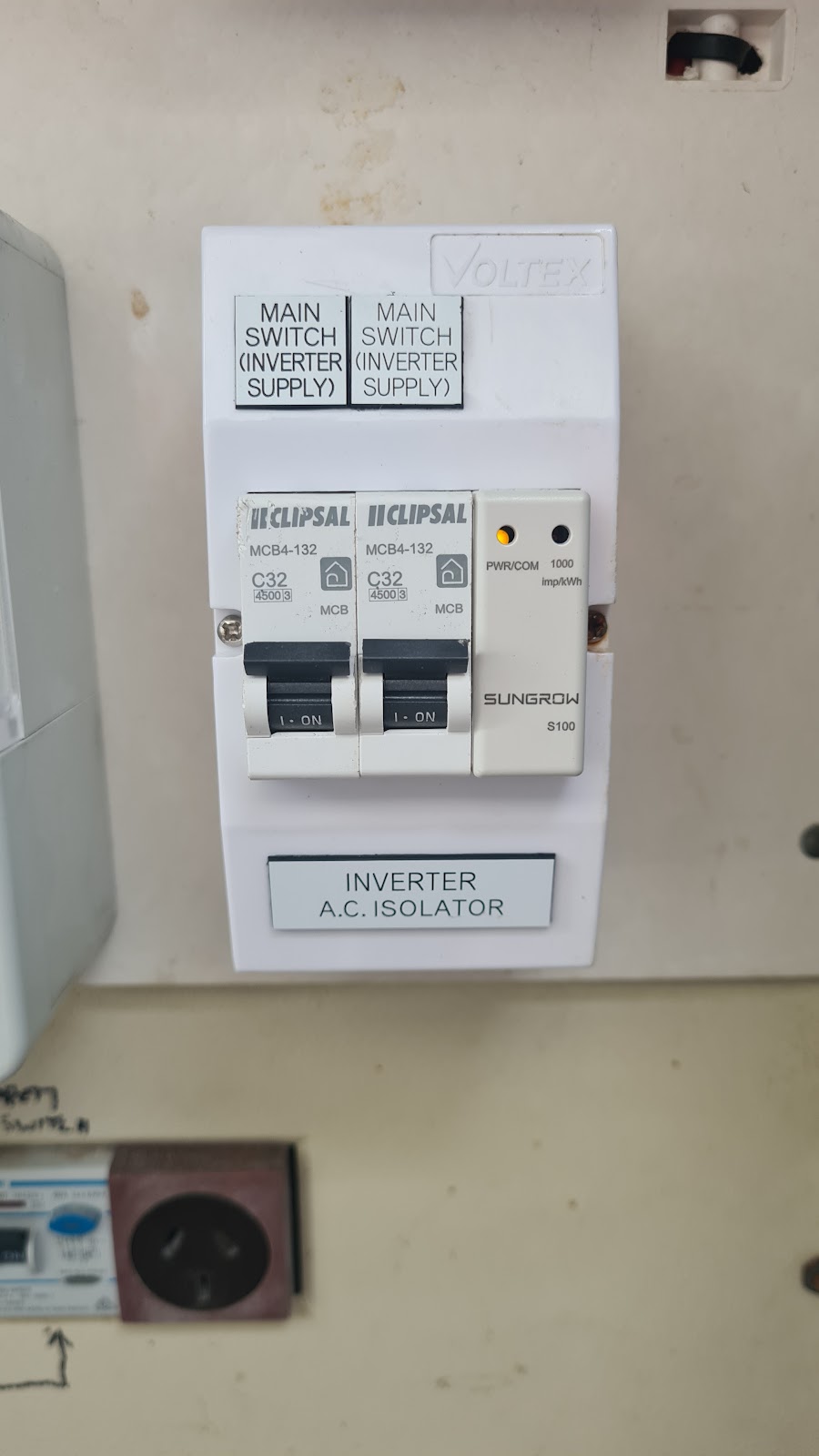 Marrick Electrical Services | 43 Hibertia Ave, Elanora QLD 4221, Australia | Phone: 0423 411 169