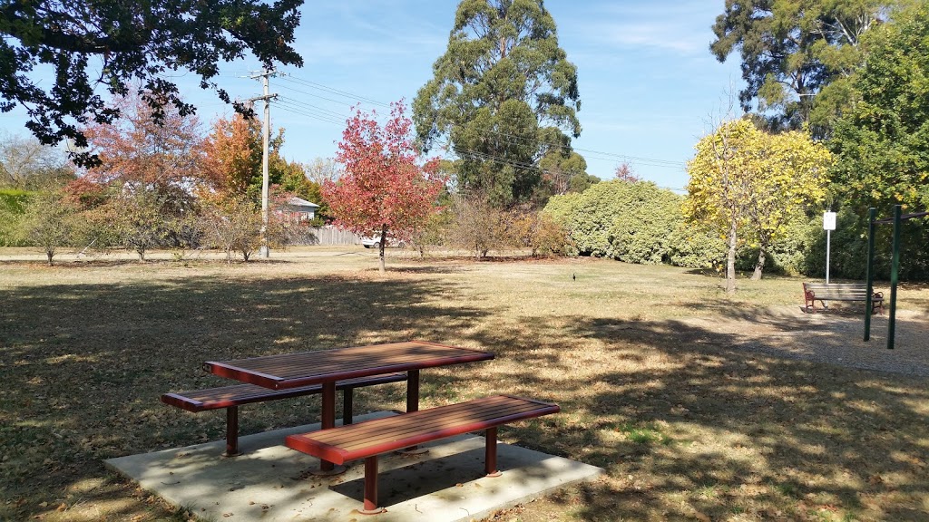 Corinella Park | park | Corinella Rd, Woodend VIC 3442, Australia