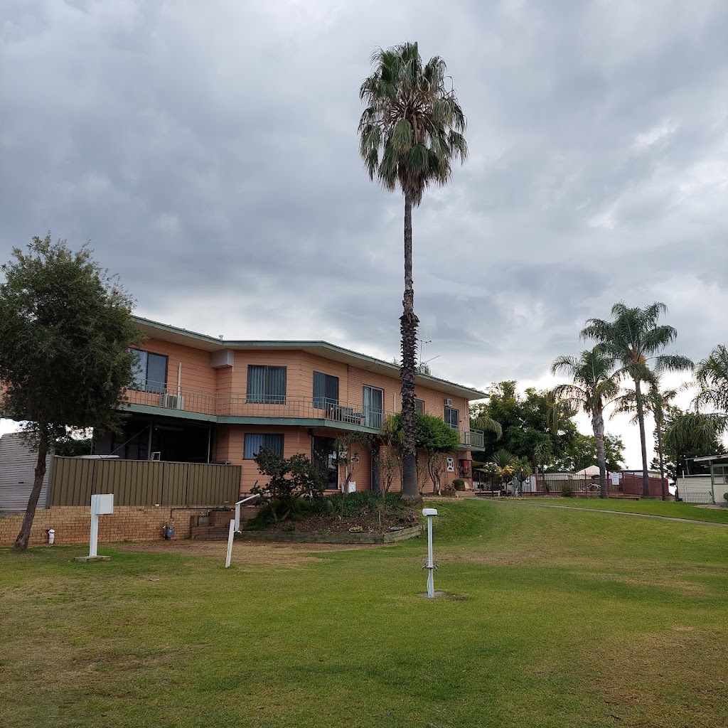 Brolgaroo Caravan Park | 13-17 Banker St, Barooga NSW 3644, Australia | Phone: (03) 5873 4331