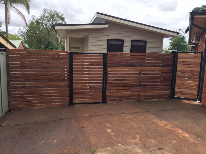 Amazing Fencing NSW | 25 Penny Pl, Arndell Park NSW 2148, Australia | Phone: (02) 9831 8211