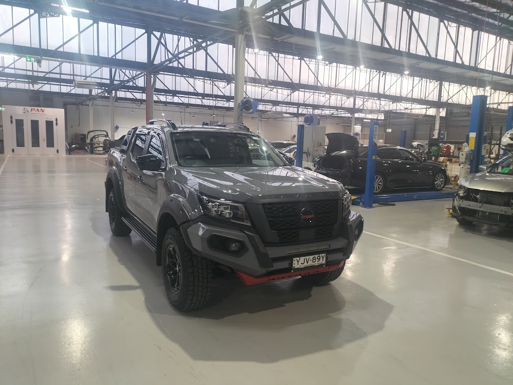 Drive Autobody Moorebank | Unit 3/1 Helles Ave, Moorebank NSW 2170, Australia | Phone: (02) 7258 7097