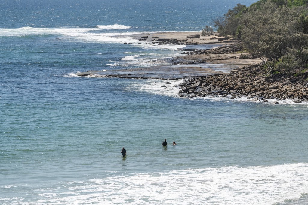 Sandrift Beachside Apartments - Oceanstays | 21 Ocean St, Yamba NSW 2464, Australia | Phone: 1800 963 444