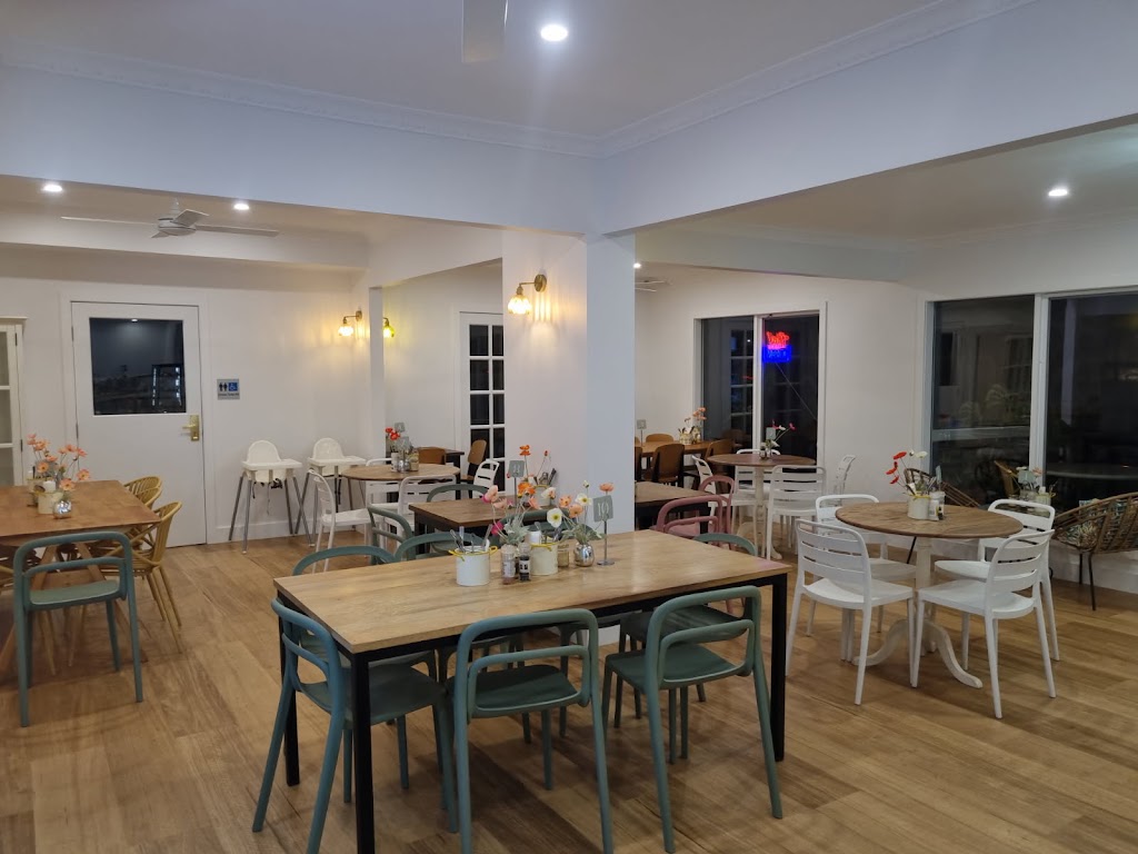Iconic Cafe | 115-117 S Gippsland Hwy, Tooradin VIC 3980, Australia | Phone: (03) 5993 5960
