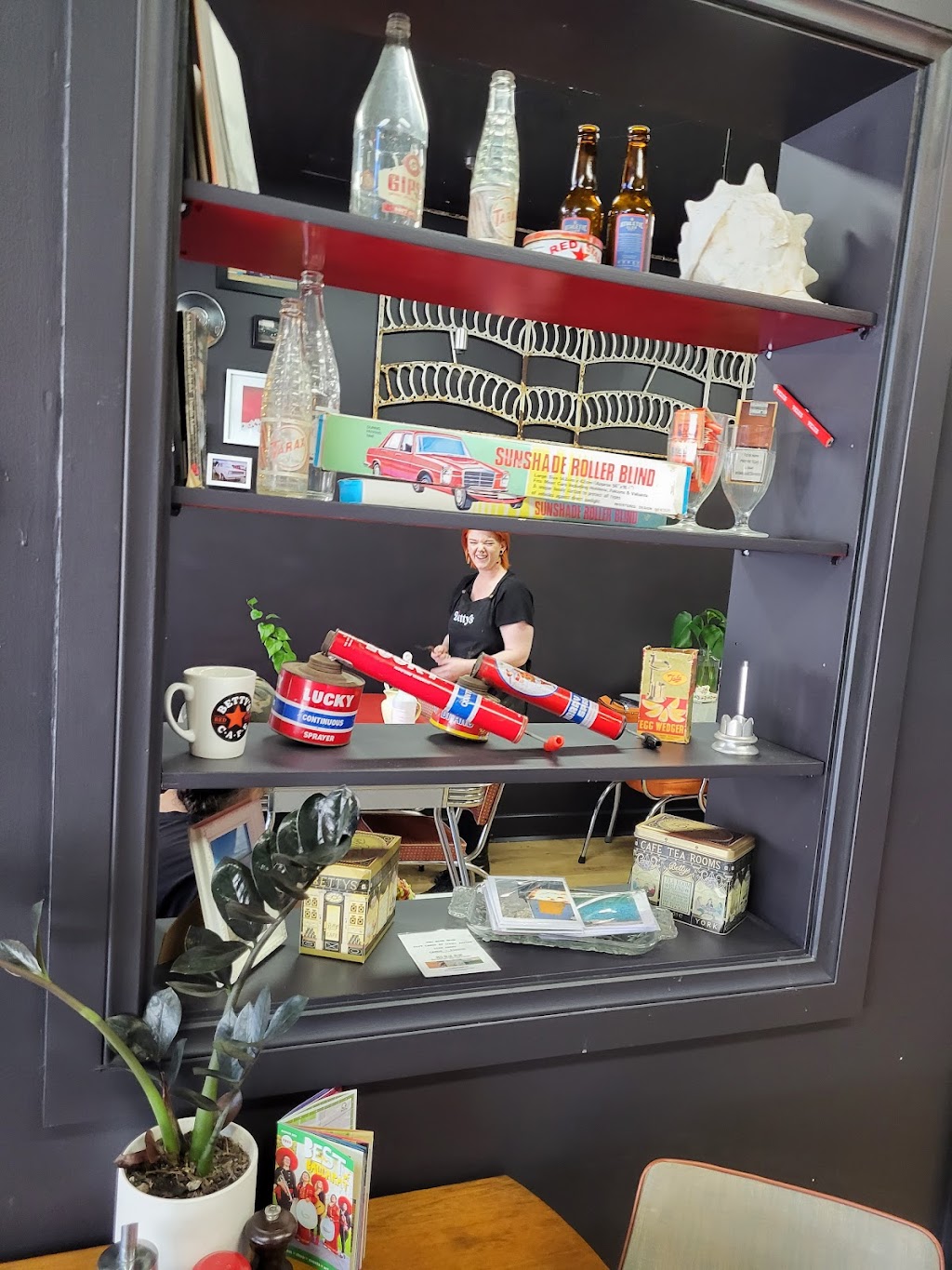 Bettys Red Star Cafe | 20A Sturt St, Ballarat Central VIC 3350, Australia | Phone: (03) 4327 6733