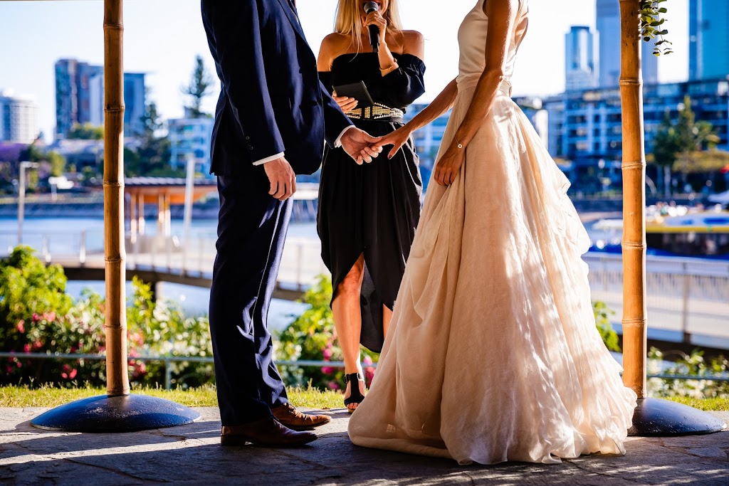 Celebrant Lady Love - Marriage Celebrant |  | 86 Tourmaline Ct, Bonogin QLD 4213, Australia | 0415141335 OR +61 415 141 335