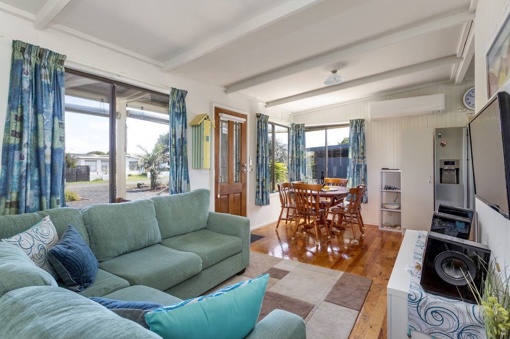 All Decked Out | lodging | 12 Marlin St, Smiths Beach VIC 3922, Australia | 1300768050 OR +61 1300 768 050