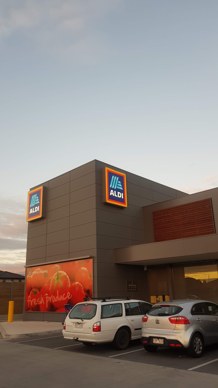 ALDI Bell Park | supermarket | 9/222 Anakie Rd, Bell Park VIC 3215, Australia