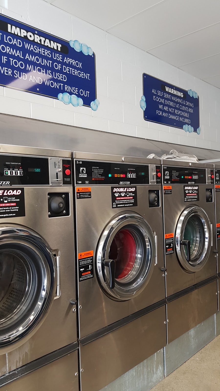Kingston Laundromat | laundry | 15 Westside Cir, Kingston TAS 7050, Australia