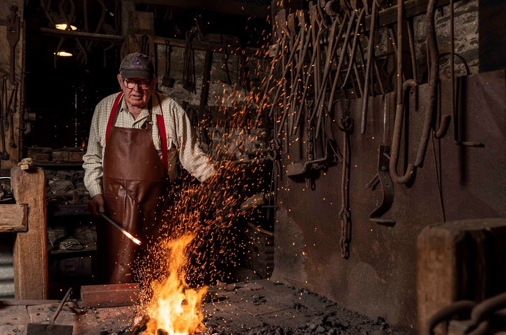 Angaston Blacksmith Shop & Museum |  | 19 Murray St, Angaston SA 5353, Australia | 0400260970 OR +61 400 260 970