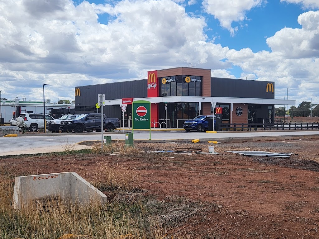 McDonalds Parkes Bypass | 55 Westlime Rd, Parkes NSW 2870, Australia | Phone: (02) 6816 3000