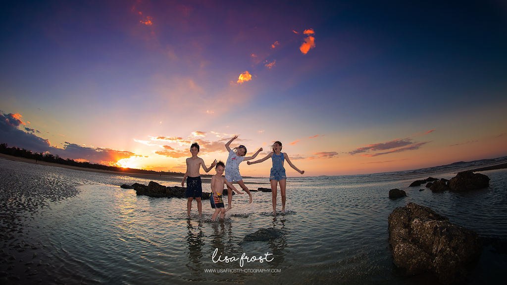 Lisa Frost Photography | 37 Wyndham Ave, Boyne Island QLD 4680, Australia | Phone: 0423 347 695