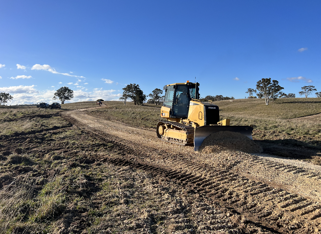 Top Job Civil & Earthmoving | 122 Mulwaree St, Tarago NSW 2580, Australia | Phone: 0447 796 542