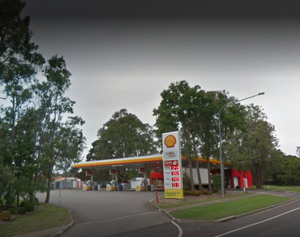 Coles Express | gas station | LOT 201 Appin Rd, St Helens Park NSW 2560, Australia | 0246211215 OR +61 2 4621 1215