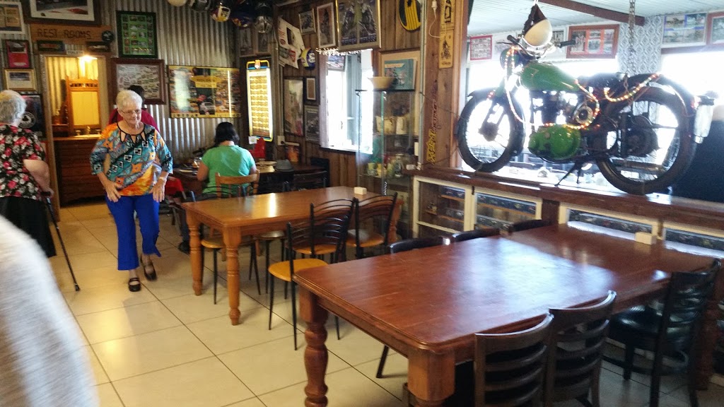 Pitstop Cafe | cafe | 2070a Mount Mee Rd, Ocean View QLD 4521, Australia | 0734253652 OR +61 7 3425 3652