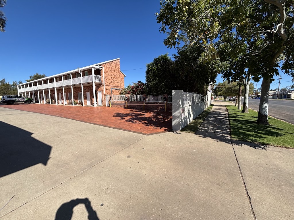 Exploren Charging Station | 22 Morilla St, Lightning Ridge NSW 2834, Australia | Phone: 1300 755 087