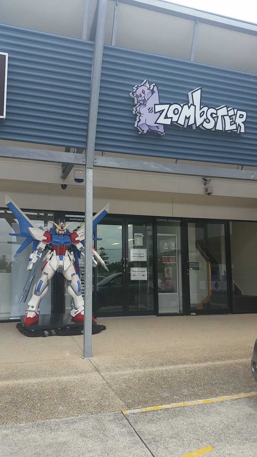 Zombster | book store | 92 Lincoln St, Oxley QLD 4075, Australia | 0733794767 OR +61 7 3379 4767