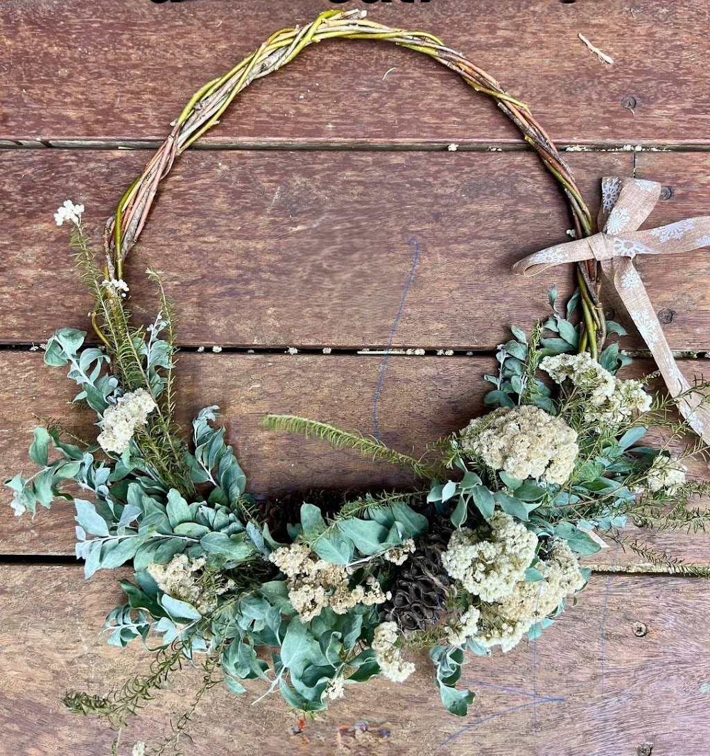 Weeping Willow Farm | Palmdale Rd, Palmdale NSW 2258, Australia | Phone: 0494 382 283