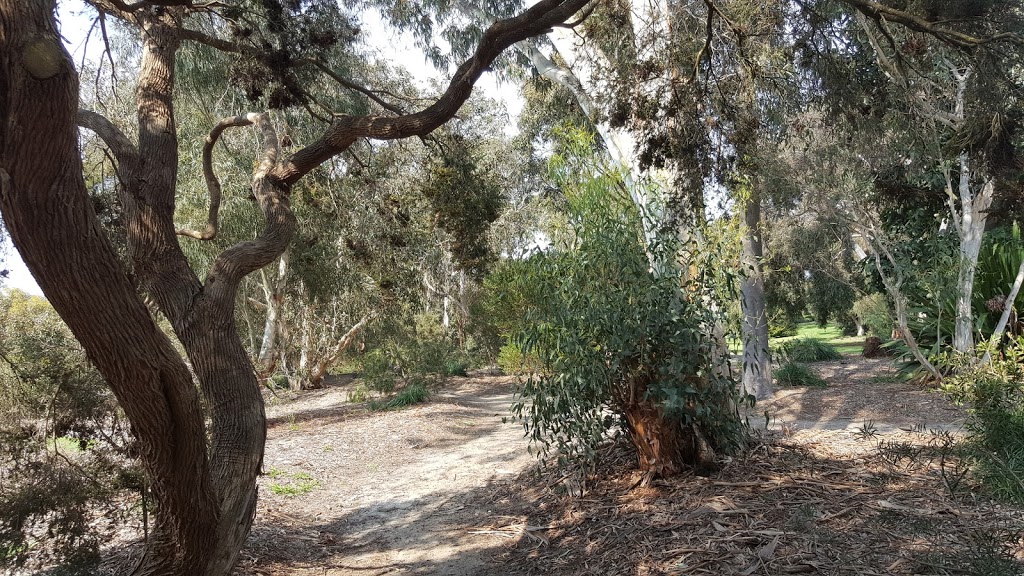 George Pentland Botanic Gardens | park | 41N Williams St, Frankston VIC 3199, Australia | 1300322322 OR +61 1300 322 322