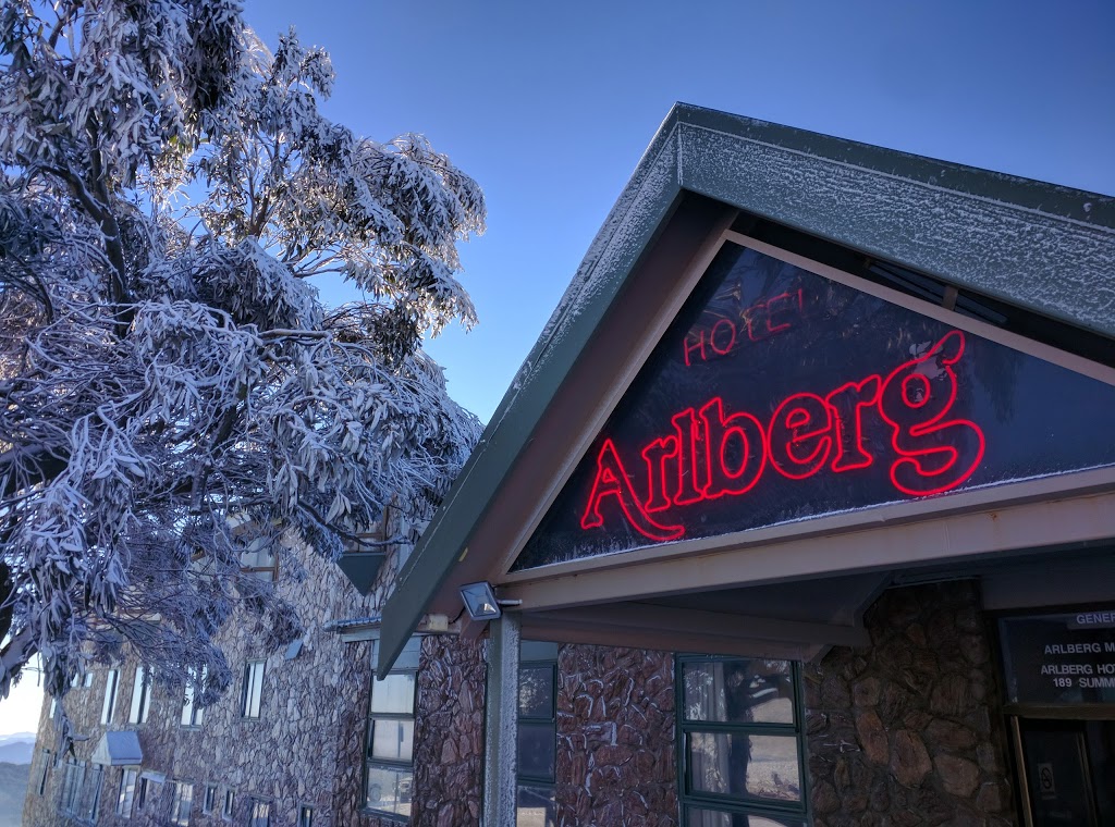 Arlberg | lodging | 189 Summit Rd, Mount Buller VIC 3723, Australia | 1800032380 OR +61 1800 032 380